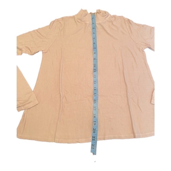 M. Stars Wht 2x1 Rib LS Mock Neck Swing Blouse - Picture 7 of 14